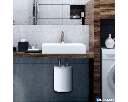 Водонагреватель Electrolux EWH 10 Genie ECO U