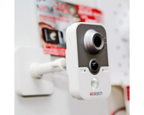 IP-камера HiWatch DS-I114W